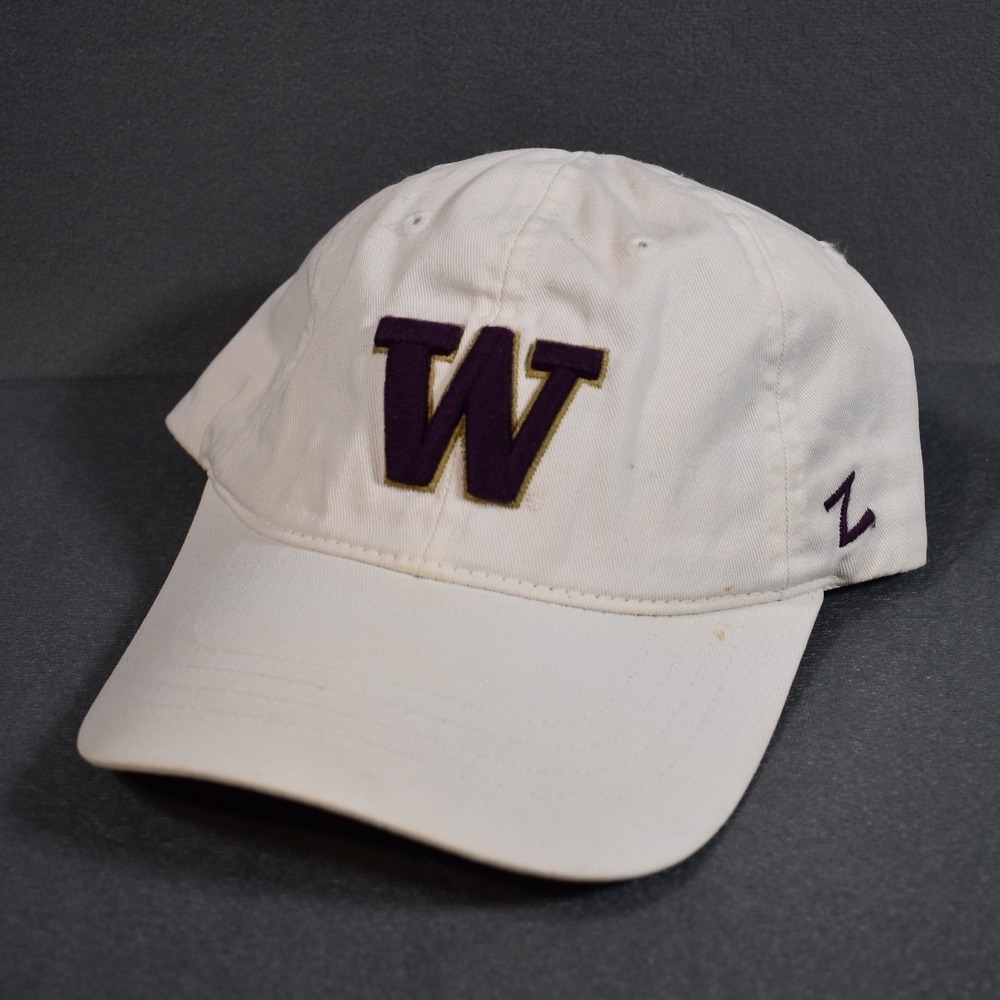 Washington Huskies Hat OSFA White Zerphyr Ball Capp University Adjustable Used